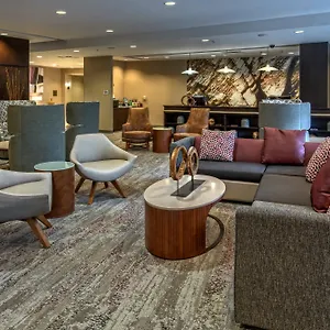 https://courtyard-newport-news-airport.hotels-in-virginia-beach.com