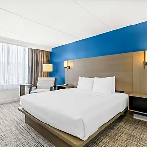https://best-western-plus-sterling-hotel-suites.1sthotelscharlotte.com